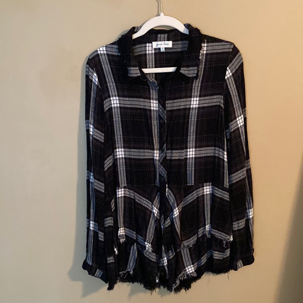 Grace & Lace Tiered Black plaid sz Med